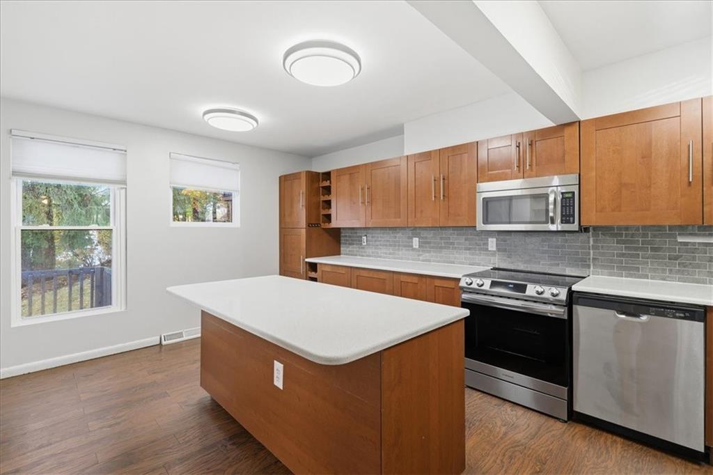 22 Timberline Court Pittsburgh, PA 15217 - Photo 11 of 31