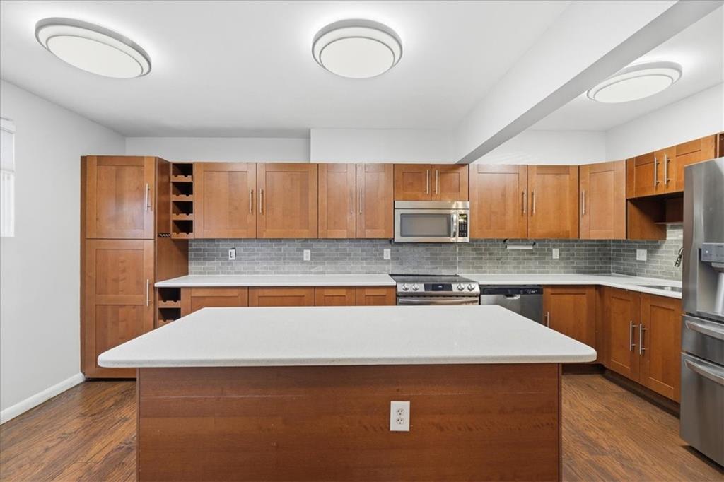 22 Timberline Court Pittsburgh, PA 15217 - Photo 12 of 31