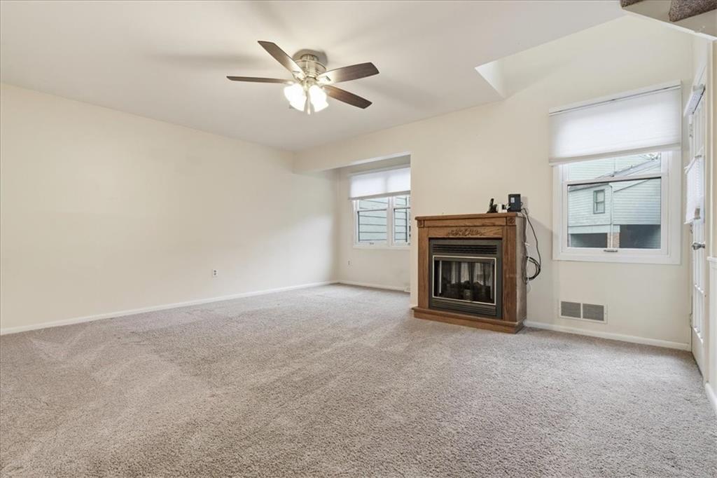 22 Timberline Court Pittsburgh, PA 15217 - Photo 2 of 31