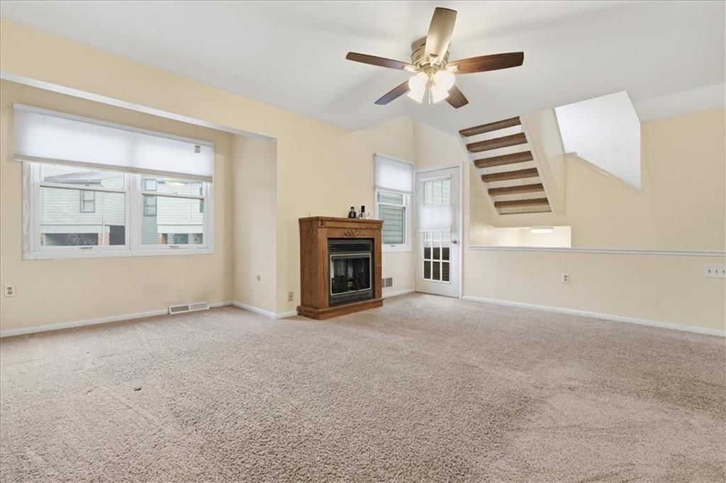 22 Timberline Court Pittsburgh, PA 15217 - Photo 3 of 31