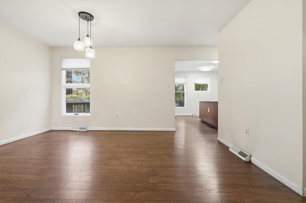 22 Timberline Court Pittsburgh, PA 15217 - Photo 6 of 31