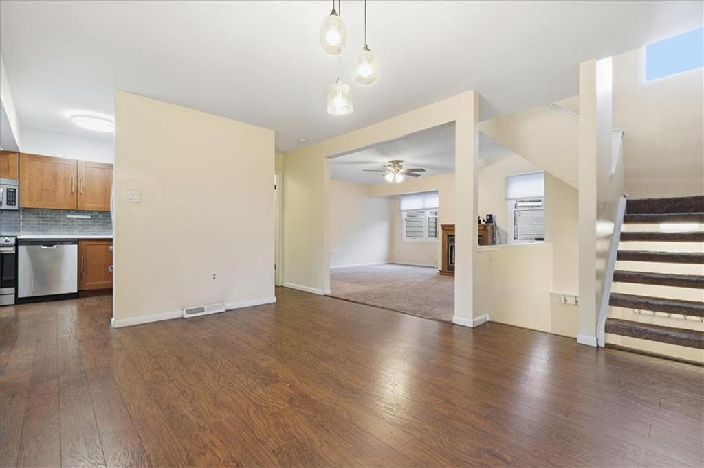 22 Timberline Court Pittsburgh, PA 15217 - Photo 8 of 31