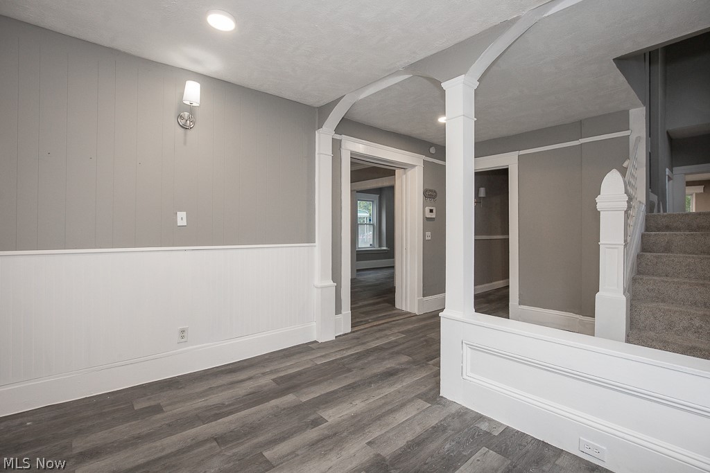 1892 Beersford Road Cleveland, OH 44112 - Photo 3 of 47 Gallery Image 3