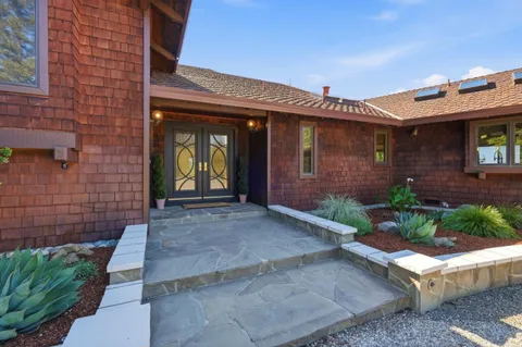 $2,198,000 | 25991 Mar Vista Court, Los Gatos, CA 95033