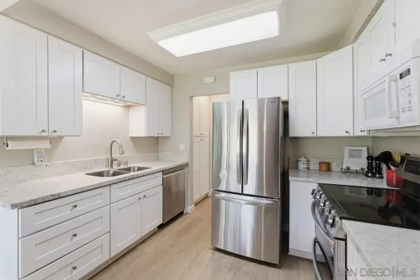 $799,000 | 14670 Caminito Orense Este, San Diego, CA 92129