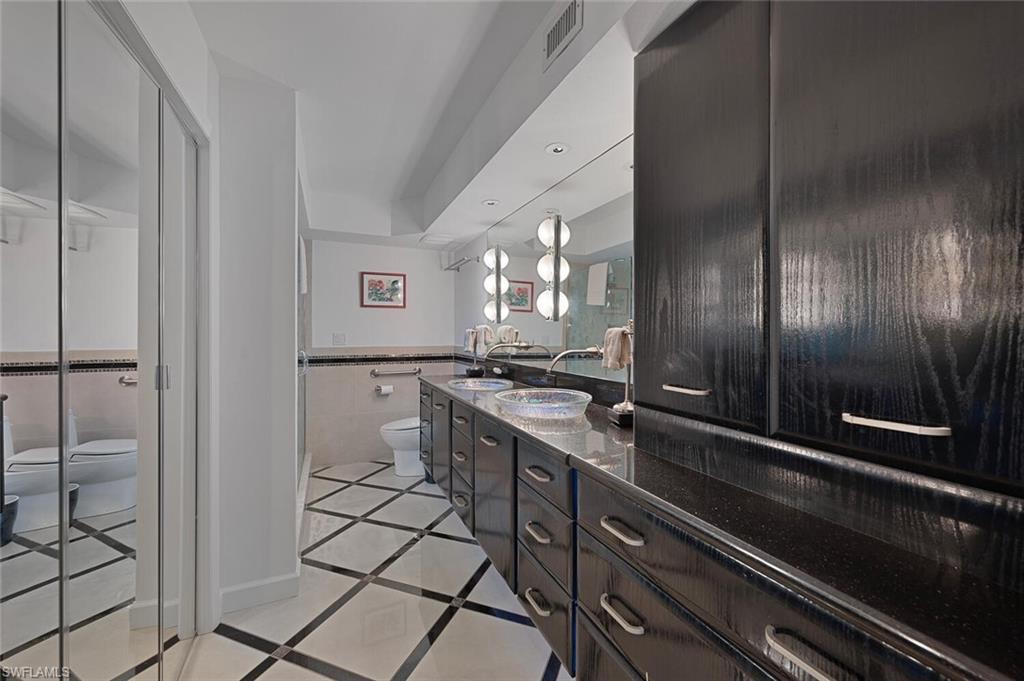 107 Clubhouse Drive, Unit 258 Naples, FL 34105 - Photo 17 of 34