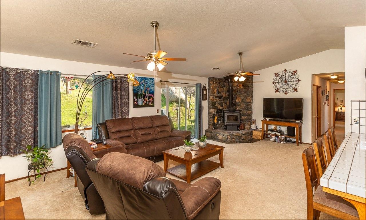 3483 Windy Hollow Road Mariposa, CA 95338 - Photo 8 of 56 Gallery Image 8
