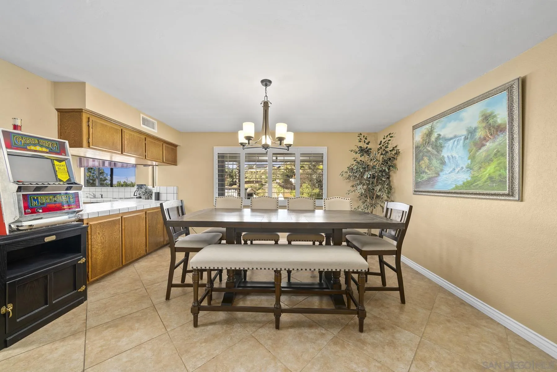 12110 Gay Rio Way Lakeside, CA 92040 - Photo 8 of 40 Gallery Image 8