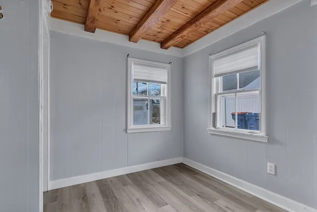 $329,900 | 10 R Barnes Street, Wareham, MA 02571