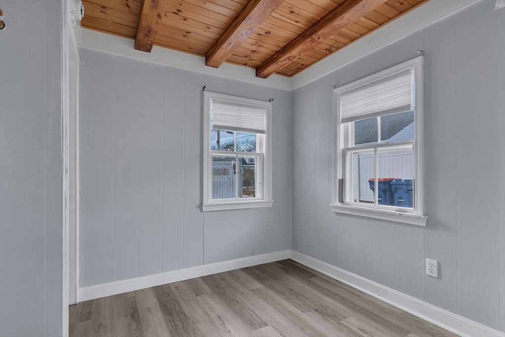 10 R Barnes Street Wareham, MA 02571 - Photo 13 of 21