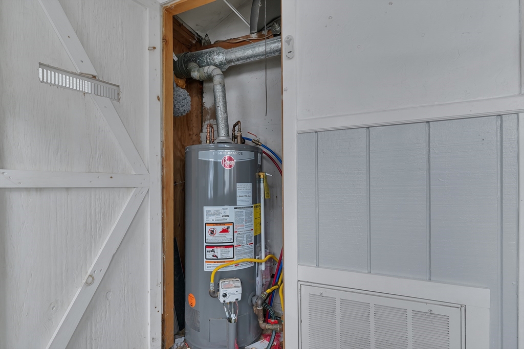 10 R Barnes Street Wareham, MA 02571 - Photo 18 of 21