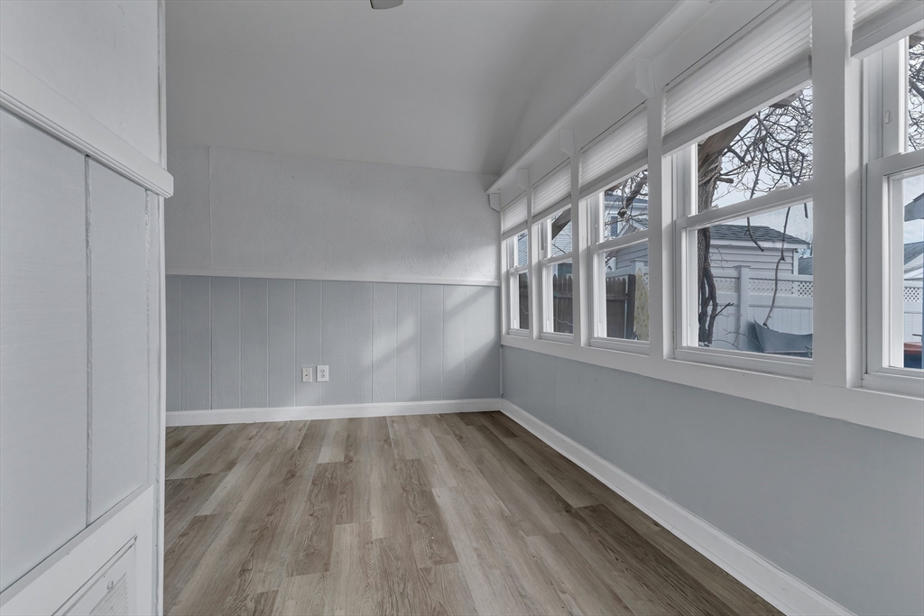 10 R Barnes Street Wareham, MA 02571 - Photo 10 of 21