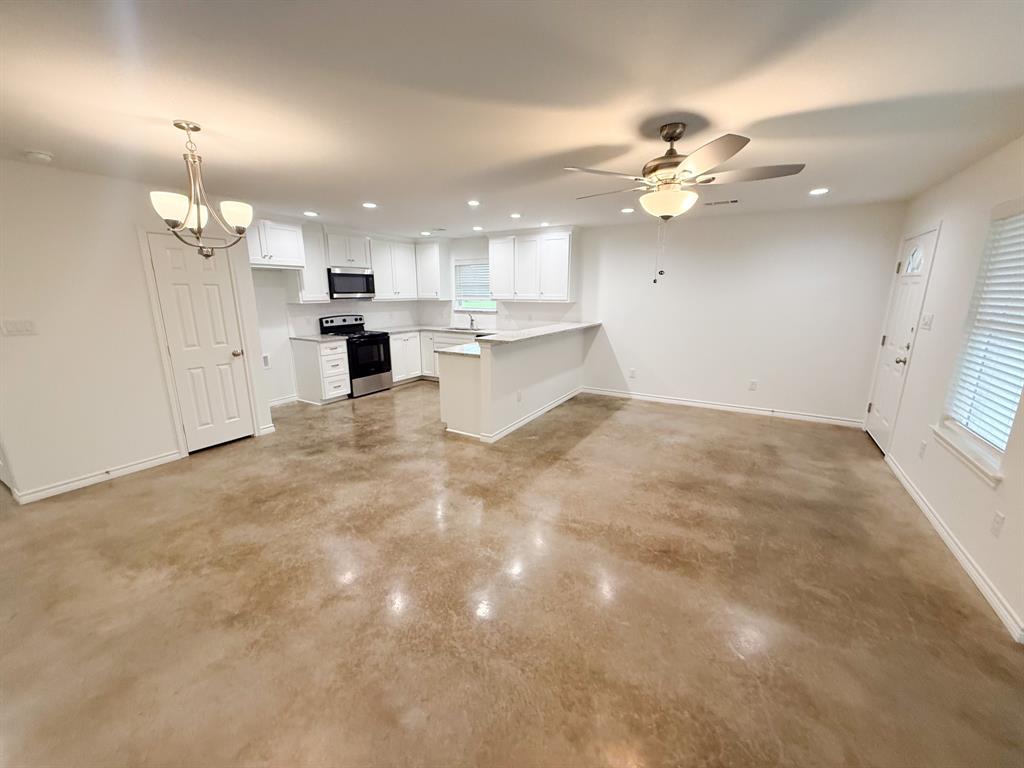 200 Dallas Street, Unit 112 Rice, TX 75155 - Photo 5 of 19