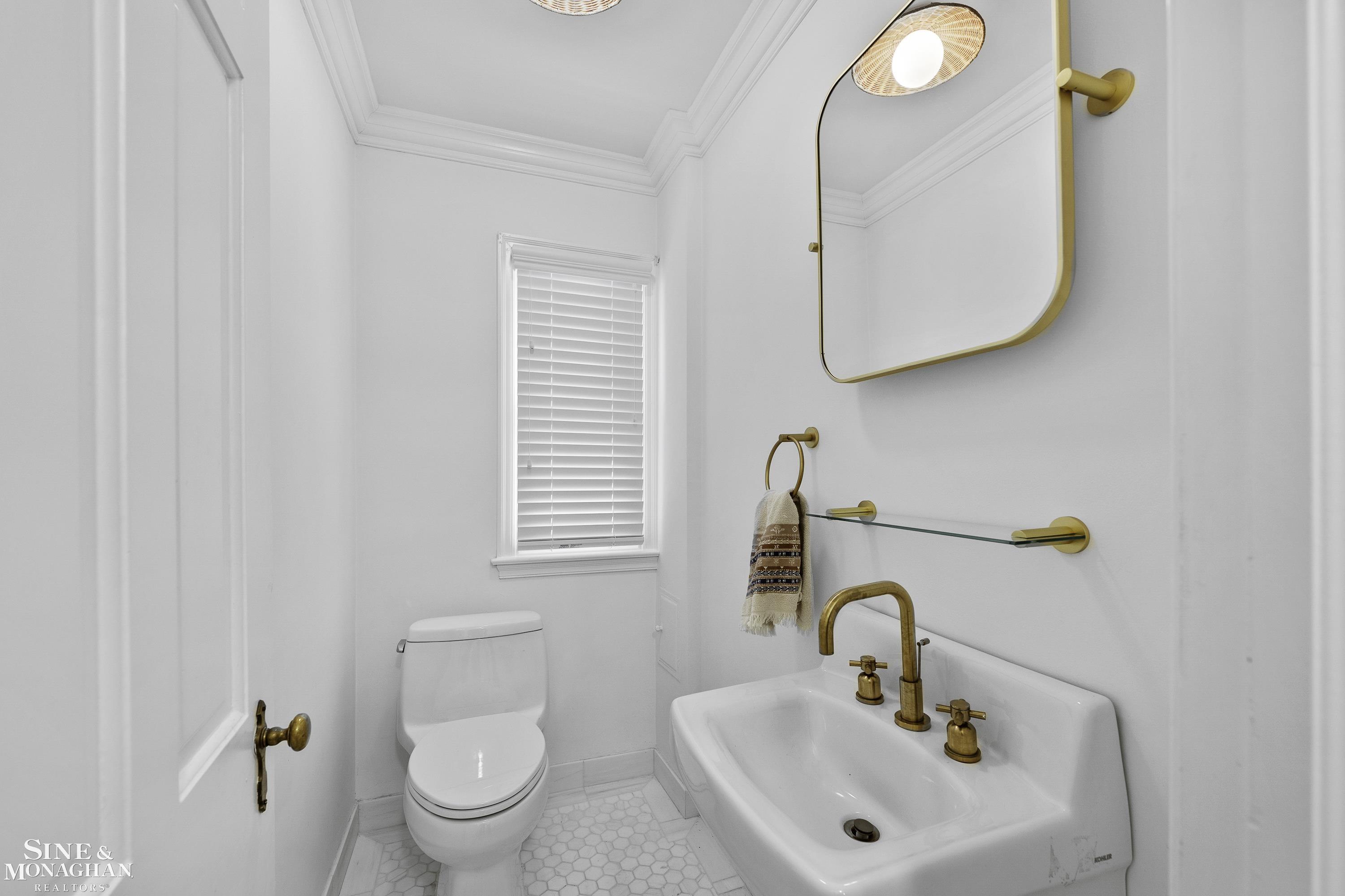 328 Touraine Road Grosse Pointe, MI 48236 - Photo 14 of 54 50156202-c420d7b1-1061-43d4-a193-caa1b6ed26b6.JPG