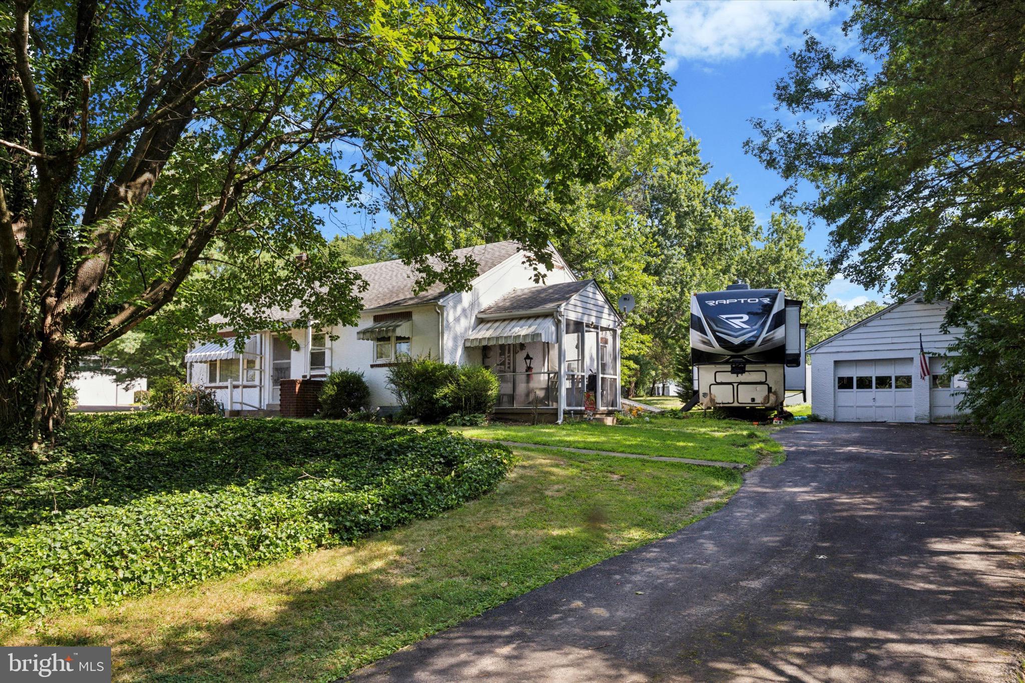 154 Ruth Road Harleysville, PA 19438 - Photo 3 of 25 Gallery Image 3