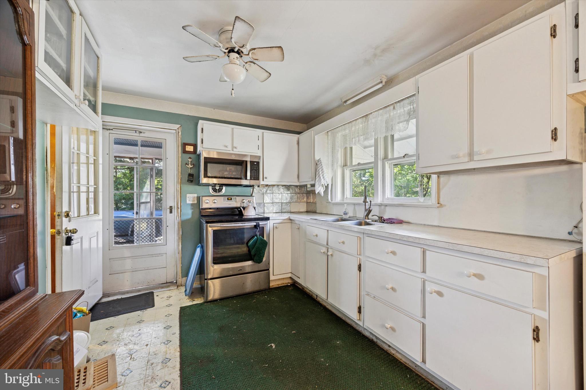 154 Ruth Road Harleysville, PA 19438 - Photo 9 of 25 Gallery Image 9