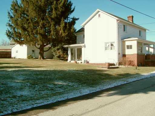 329 Republican Street Perryopolis, PA 15473 - Photo 4 of 5