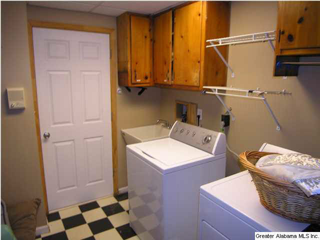 1546 Saulter Road Birmingham, AL 35209 - Photo 29 of 31