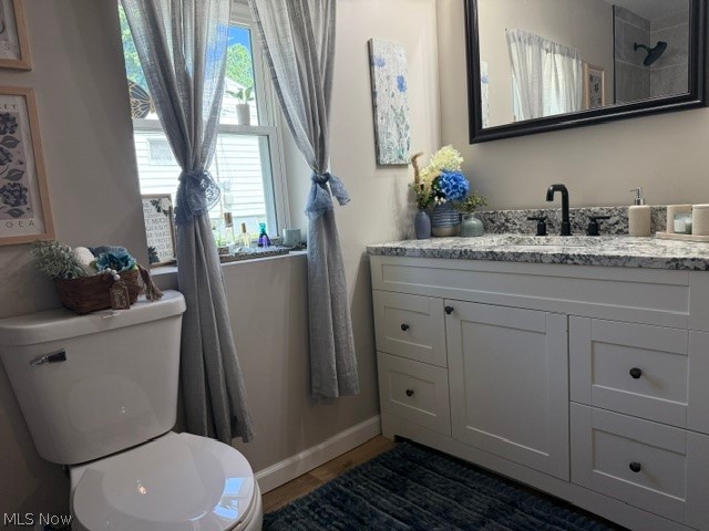 38849 Adkins Road Willoughby, OH 44094 - Photo 14 of 27 Ensuite