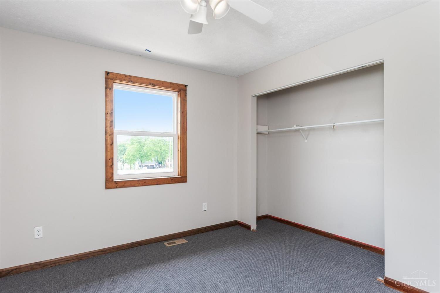 3731 Jacksonburg Road Hamilton, OH 45011 - Photo 9 of 30 Gallery Image 9