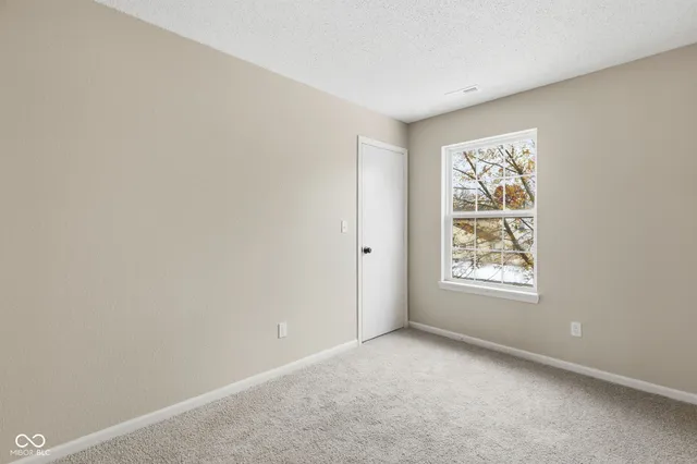 $285,000 | 6522 Hazelhatch Drive, Indianapolis, IN 46268