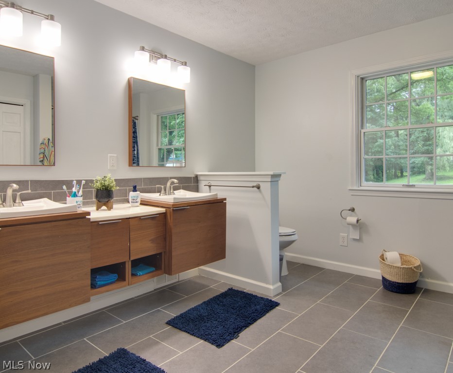 3904 Cardinal Road Akron, OH 44333 - Photo 24 of 32