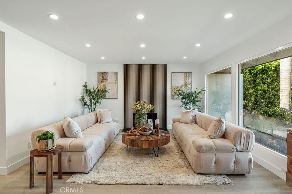 11111 Vanalden Avenue Porter Ranch, CA 91326 - Photo 4 of 17