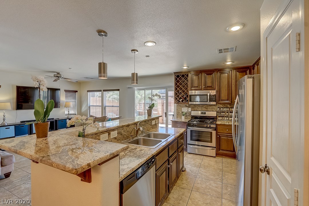 1167 Paradise Home Road Henderson, NV 89002 - Photo 15 of 49