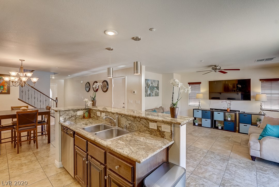 1167 Paradise Home Road Henderson, NV 89002 - Photo 16 of 49