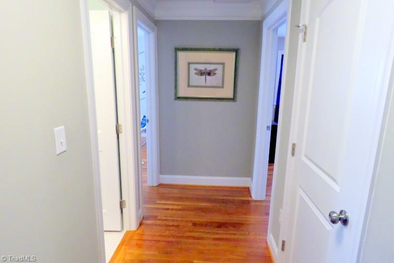 8529 Lasater Road Clemmons, NC 27012 - Photo 17 of 30 Hallway leading to other BR's.