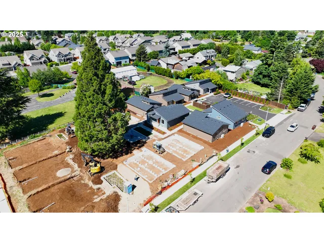 $424,975 | 12252 Meadowlawn Drive, Oregon City, OR 97045