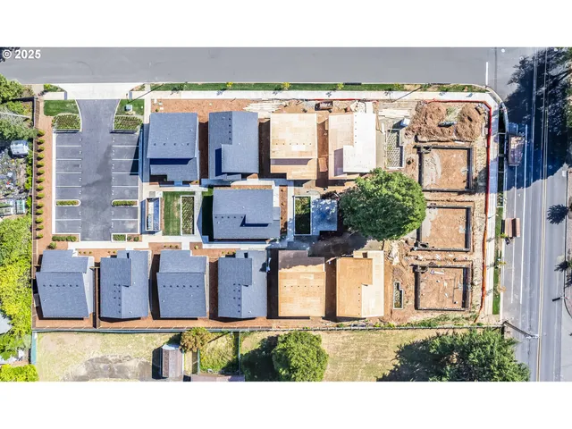 $424,975 | 12252 Meadowlawn Drive, Oregon City, OR 97045