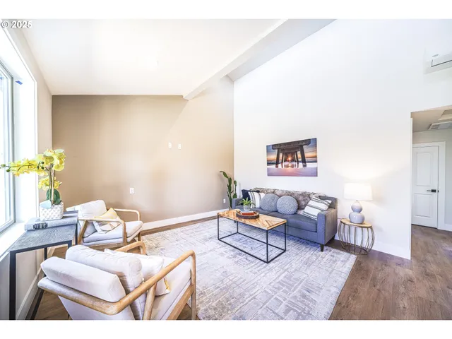 $424,975 | 12252 Meadowlawn Drive, Oregon City, OR 97045