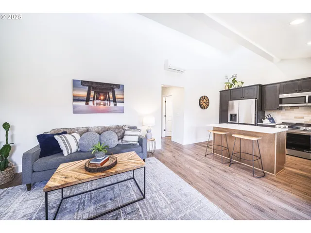 $424,975 | 12252 Meadowlawn Drive, Oregon City, OR 97045