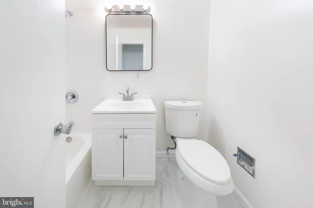 $3,250 | 2232 Southgate Square, Reston, VA 20191