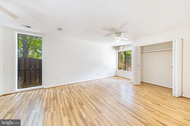 $3,250 | 2232 Southgate Square, Reston, VA 20191