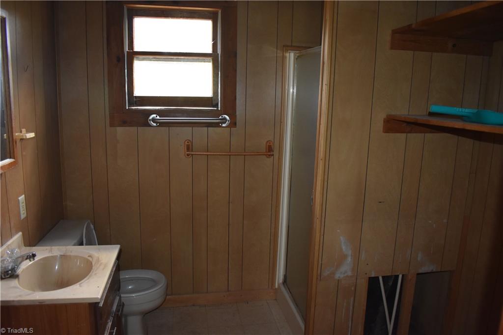 2546 Ruritan Road Roaring River, NC 28669 - Photo 5 of 15 Gallery Image 5