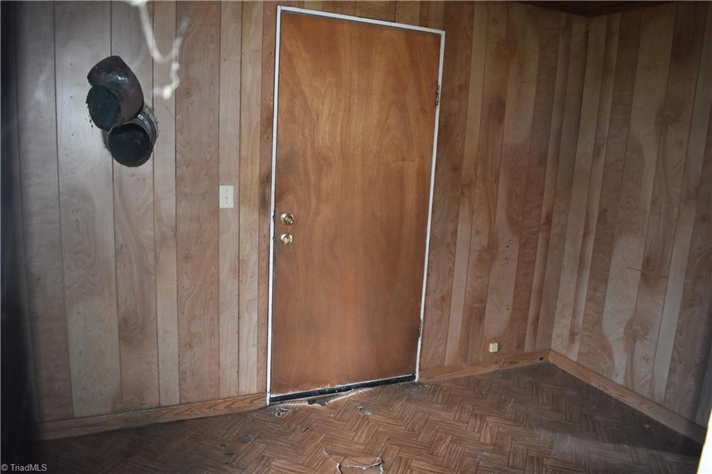 2546 Ruritan Road Roaring River, NC 28669 - Photo 8 of 15 Gallery Image 8