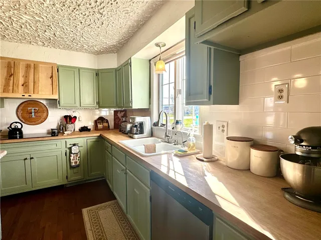 $199,900 | 121 State Route, Waverly, NY 14892