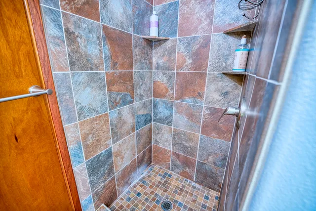 $599,000 | 18-8023 North Kulani Road, Mountain View, HI 96771