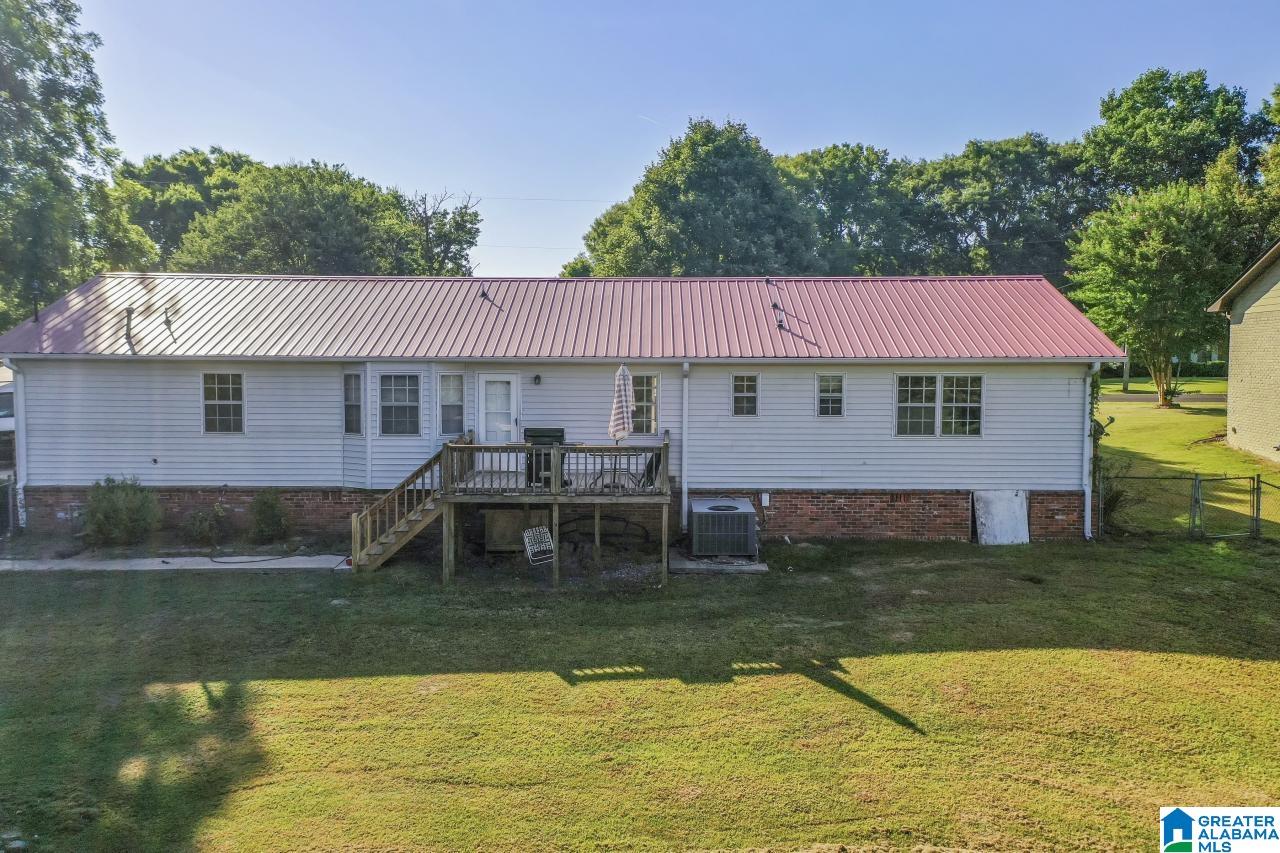 1320 Suncrest Road Bessemer, AL 35020 - Photo 6 of 27
