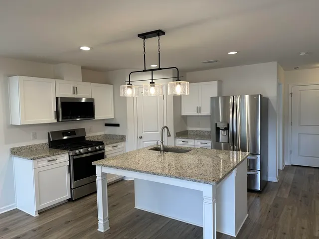 $2,200 | 2896 Blue Blossom Trail, Tallahassee, FL 32308