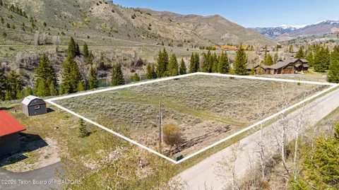 $1,595,000 | 12075 South Hoback Junction South Road, Jackson, WY 83001