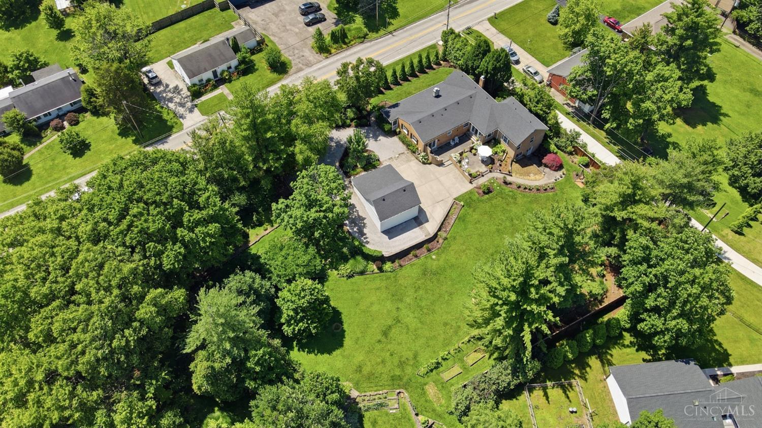 6596 Springdale Road Cincinnati, OH 45247 - Photo 76 of 81