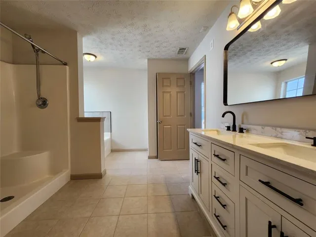 $1,990 | 424 Village Bluff Drive, Lawrenceville, GA 30046