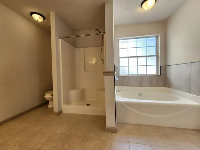 $1,990 | 424 Village Bluff Drive, Lawrenceville, GA 30046