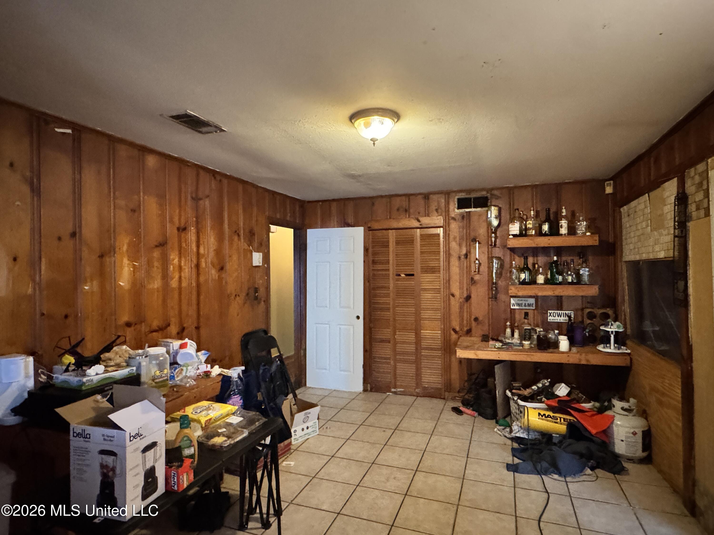 229 Sykes Road Jackson, MS 39212 - Photo 6 of 16 IMG_8938