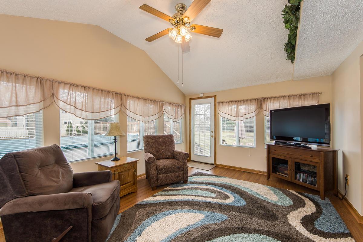 1026 Doherty Road Columbus, OH 43228 - Photo 24 of 33 Gallery Image 24