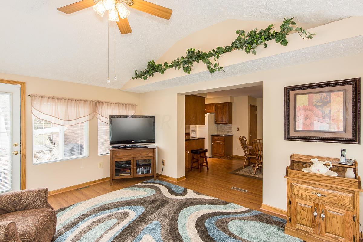 1026 Doherty Road Columbus, OH 43228 - Photo 25 of 33 Gallery Image 25