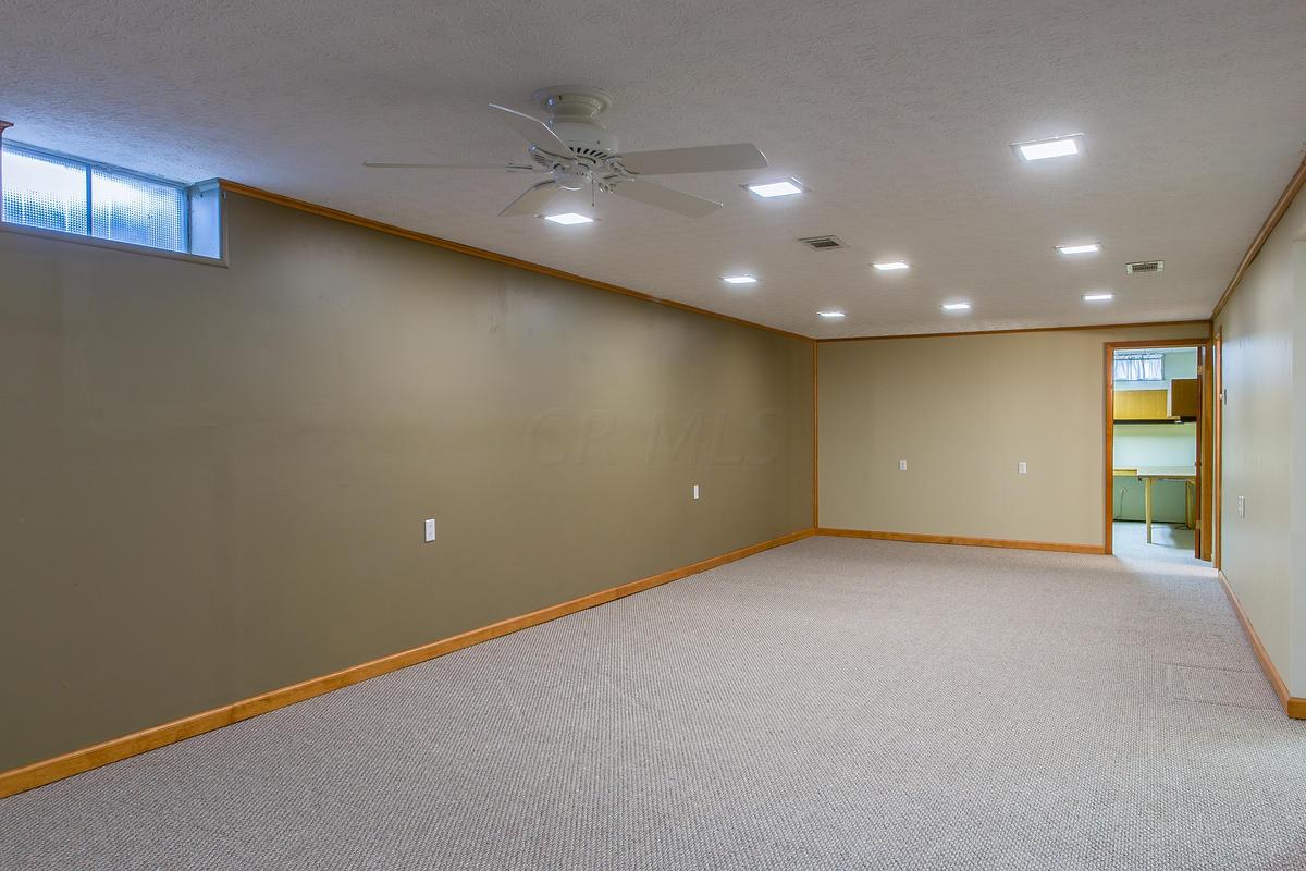 1026 Doherty Road Columbus, OH 43228 - Photo 28 of 33 Gallery Image 28